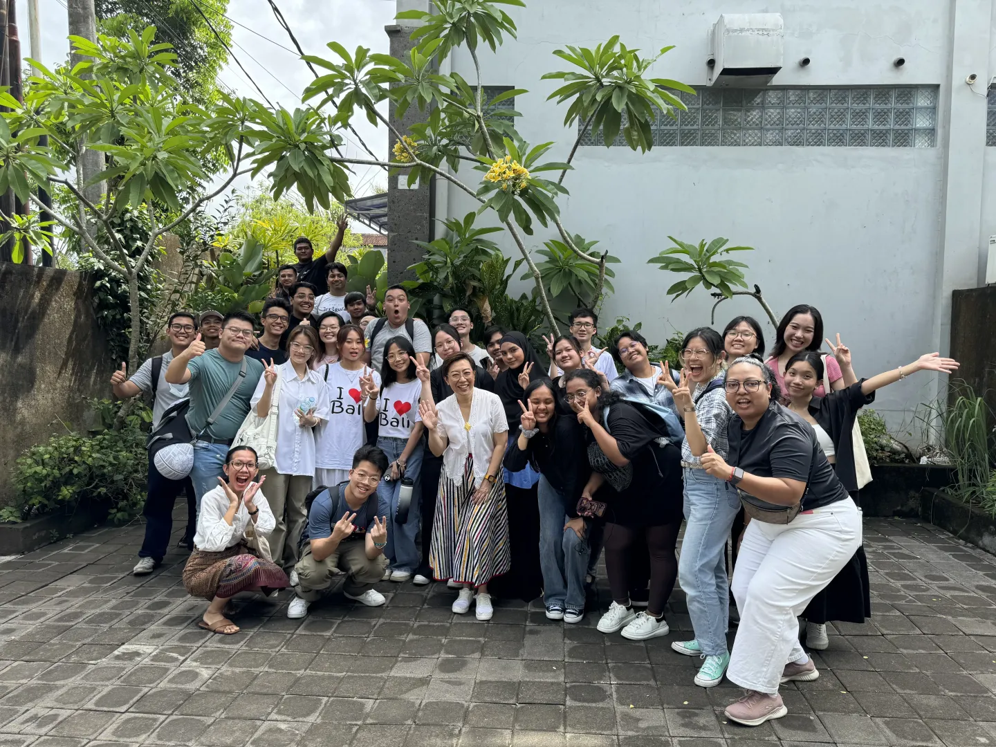 RVI Bali participants during the socio-entrepreneurship programme.